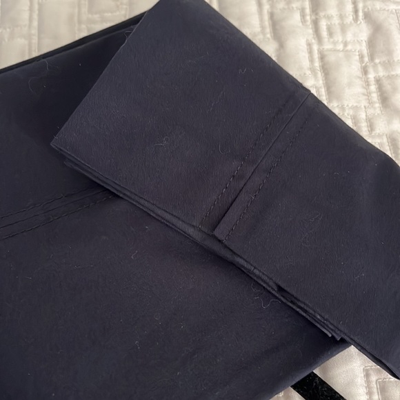 EUC “Escada” navy & red pant set. - Picture 7 of 11